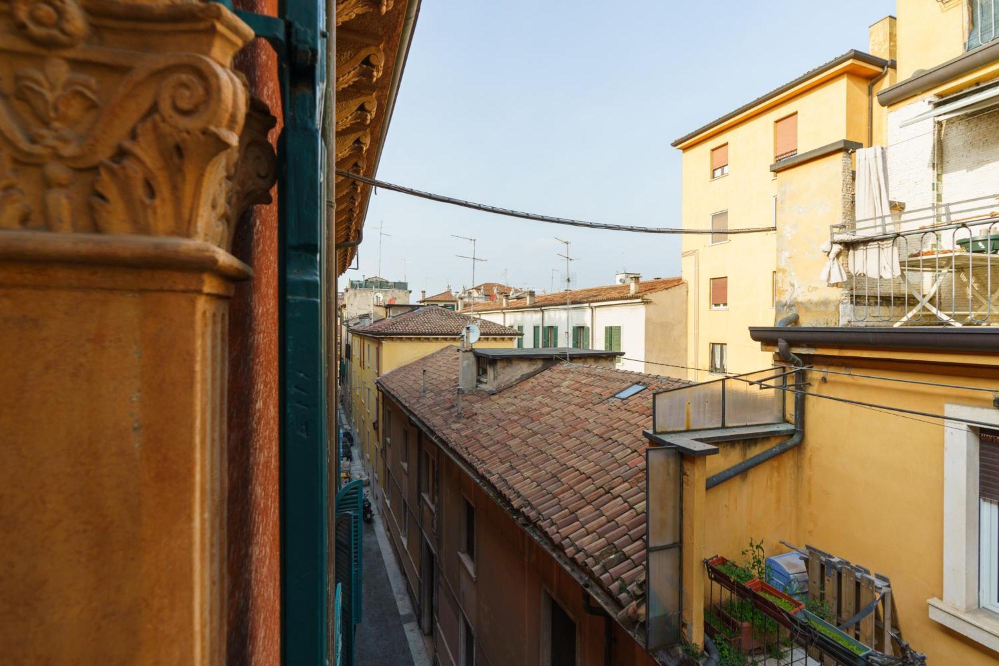 Ferienwohnung Residenza Cattaneo Verona Exterior foto